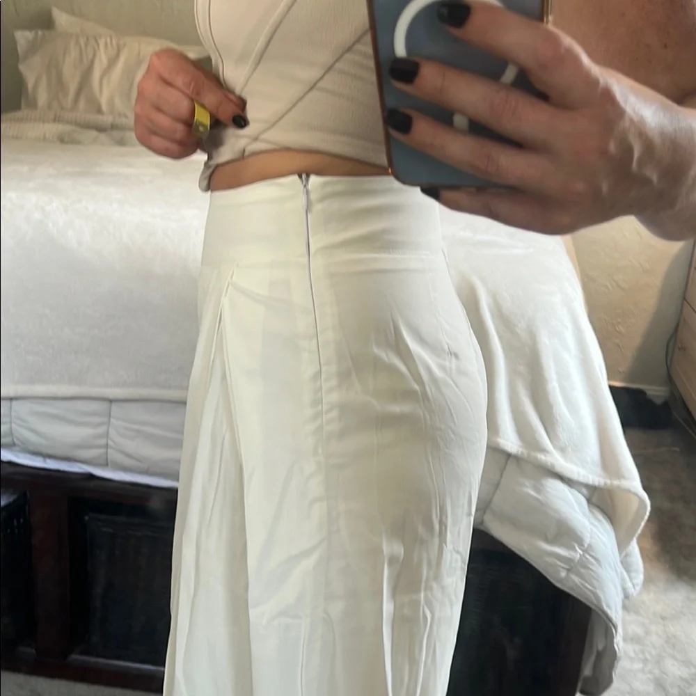 Elegant White Wide-Leg Pants XS - Picture 7 of 15